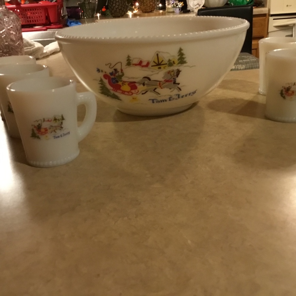 Tom and Jerry Punch Bowl Set